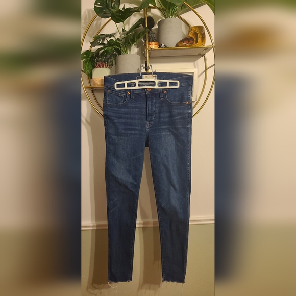 Madewell 9" High Rise Skinny Jeans Raw Hem - Picture 2 of 8